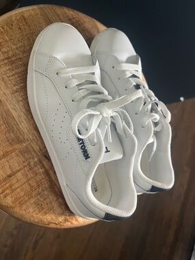 Tretorn White Sneakers with Navy Heel Tab